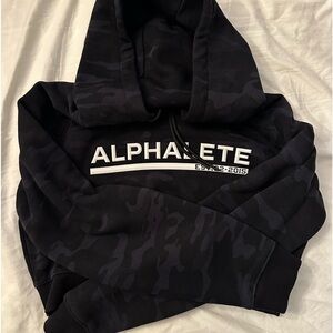 Camo cropped hoodie, great condition